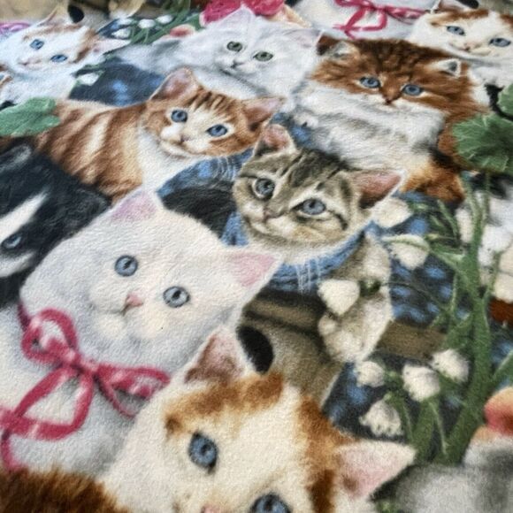 Project Linus Cat Blanket Toddler Comfort 40x45 Fleece Twin Plush Kitten - Picture 3 of 4